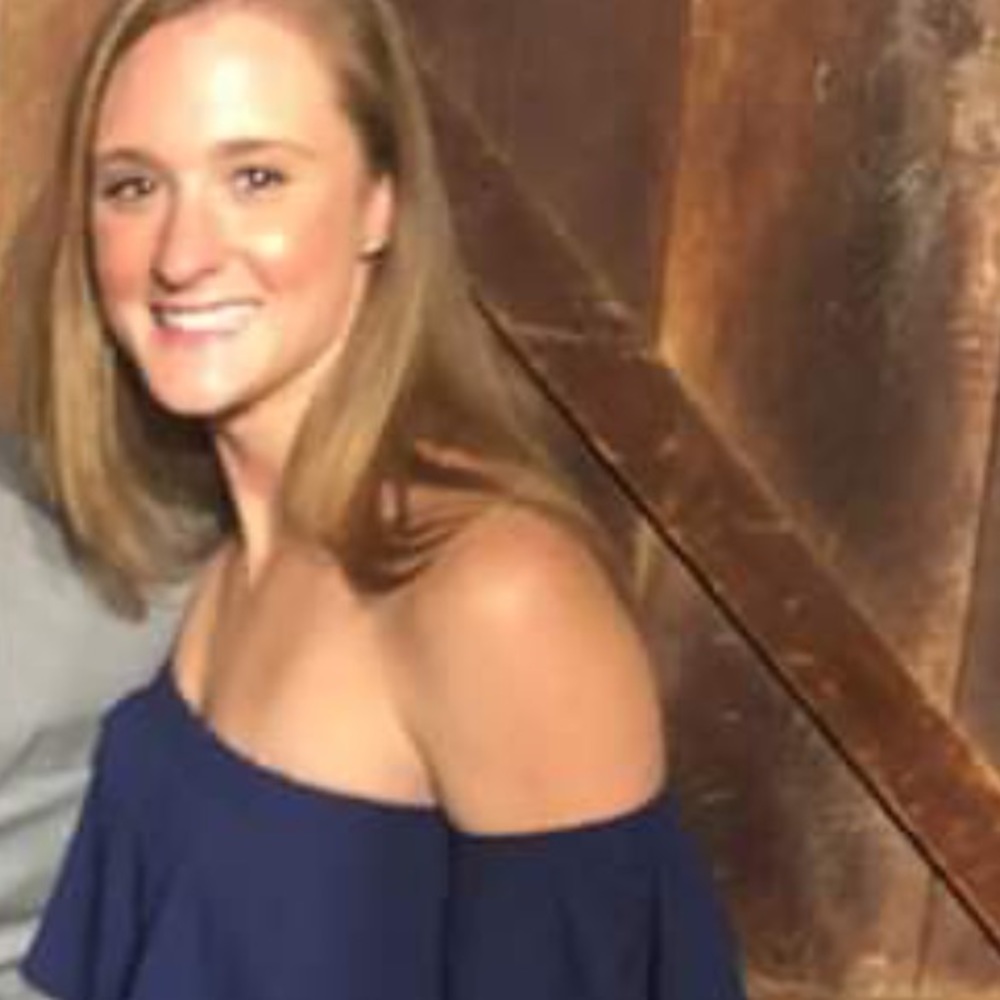 Meet your Posher, Elizabeth